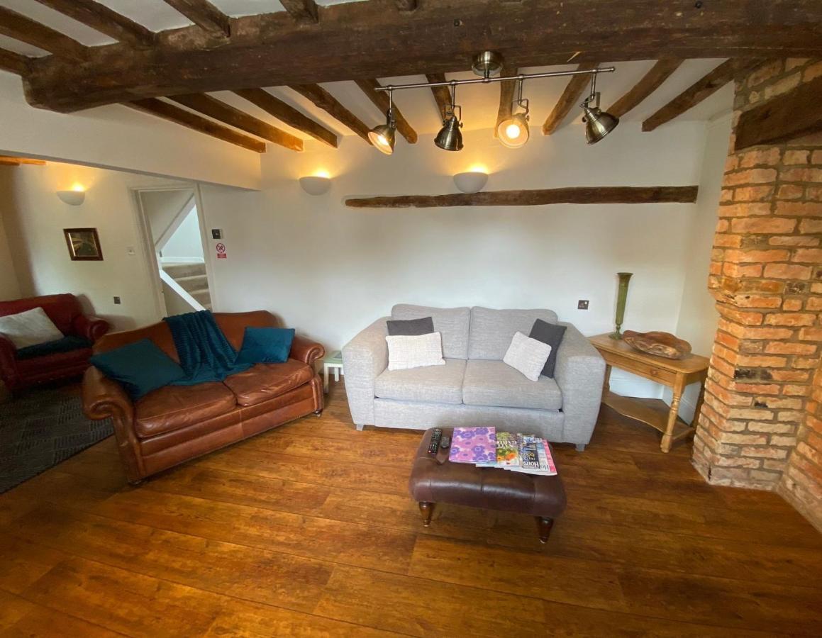 Stoop Cottage - In The Heart Of Quorn Quorndon ภายนอก รูปภาพ
